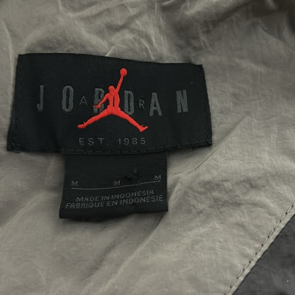 Jordan Air NWOT - Picture 9 of 13